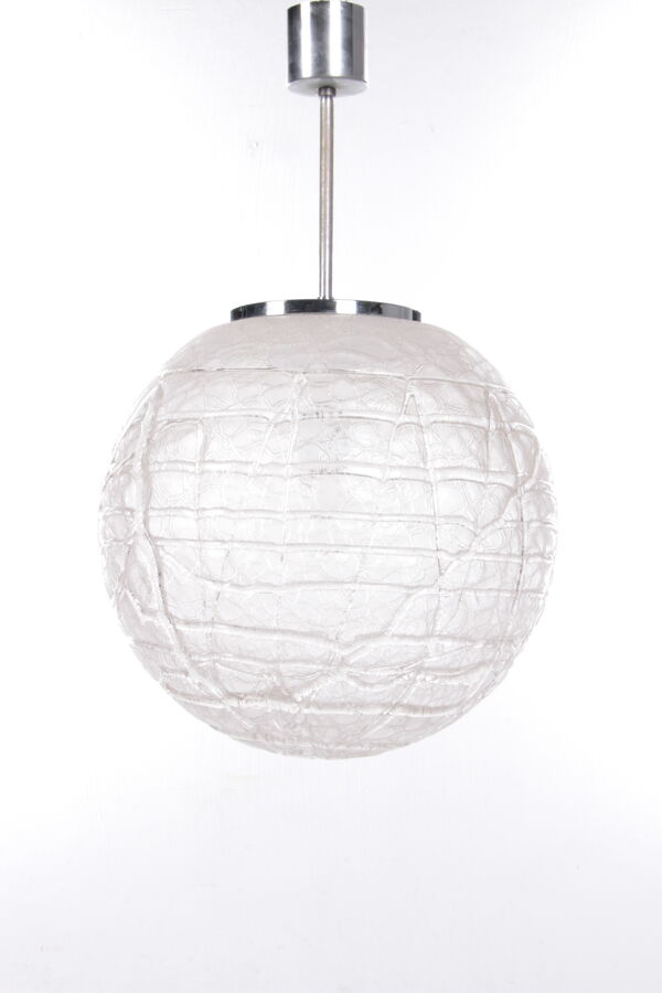 Suspension globe en verre par Doria Leuchten années 1970