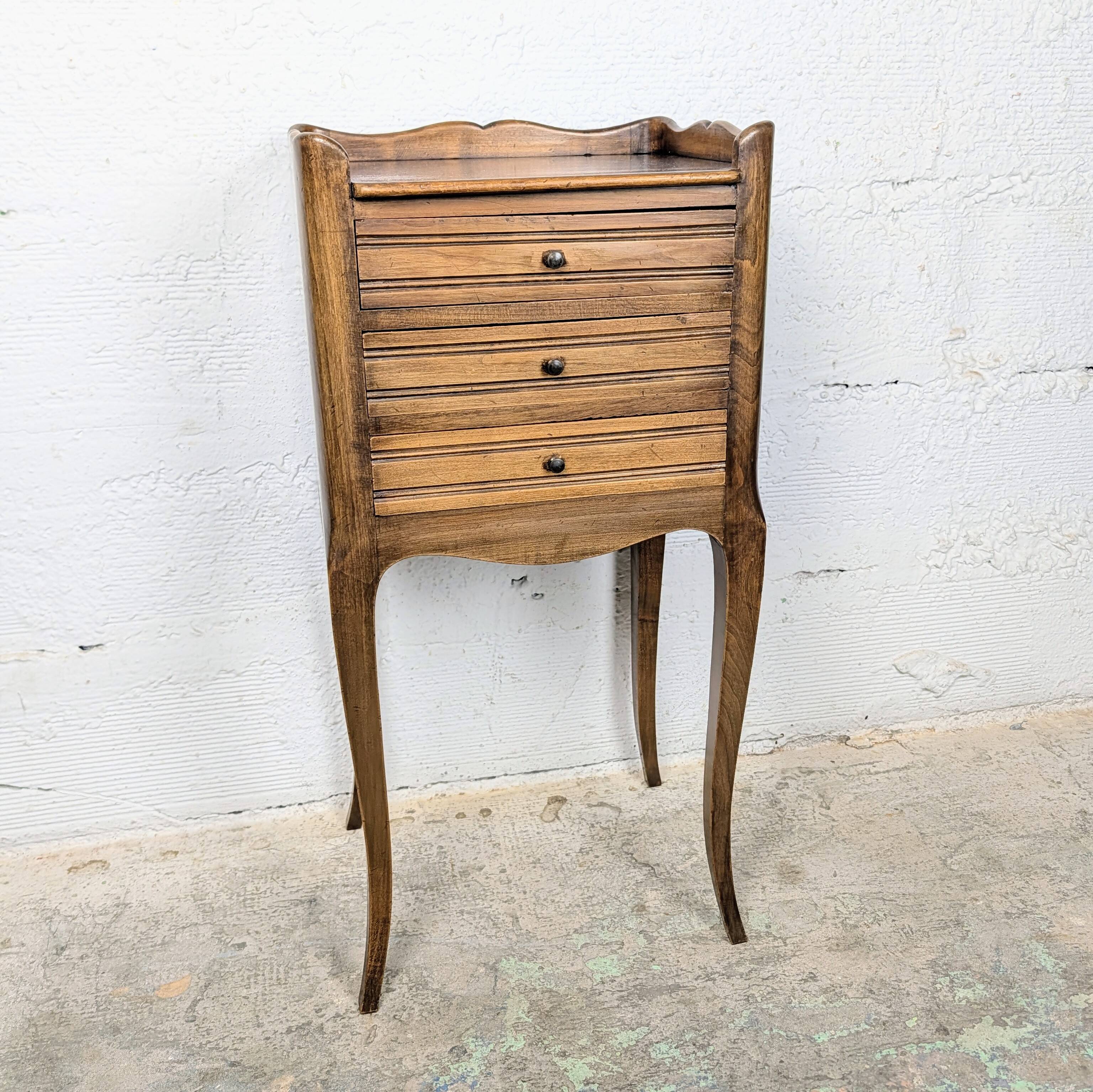 Chevet style Louis XV