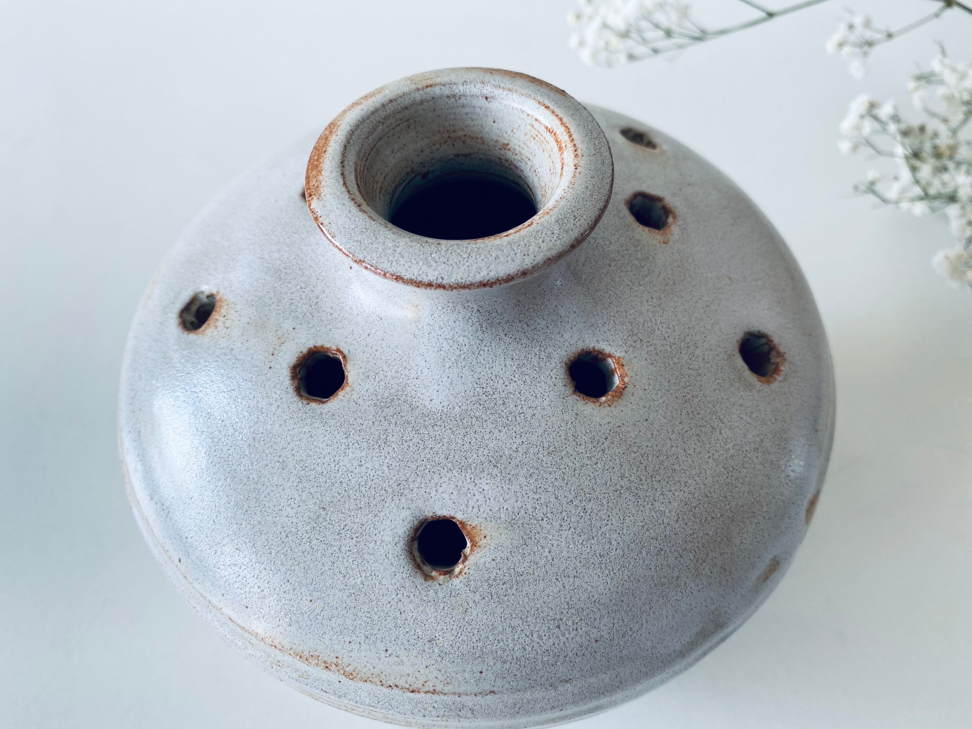 Vase flowers by Vallauris