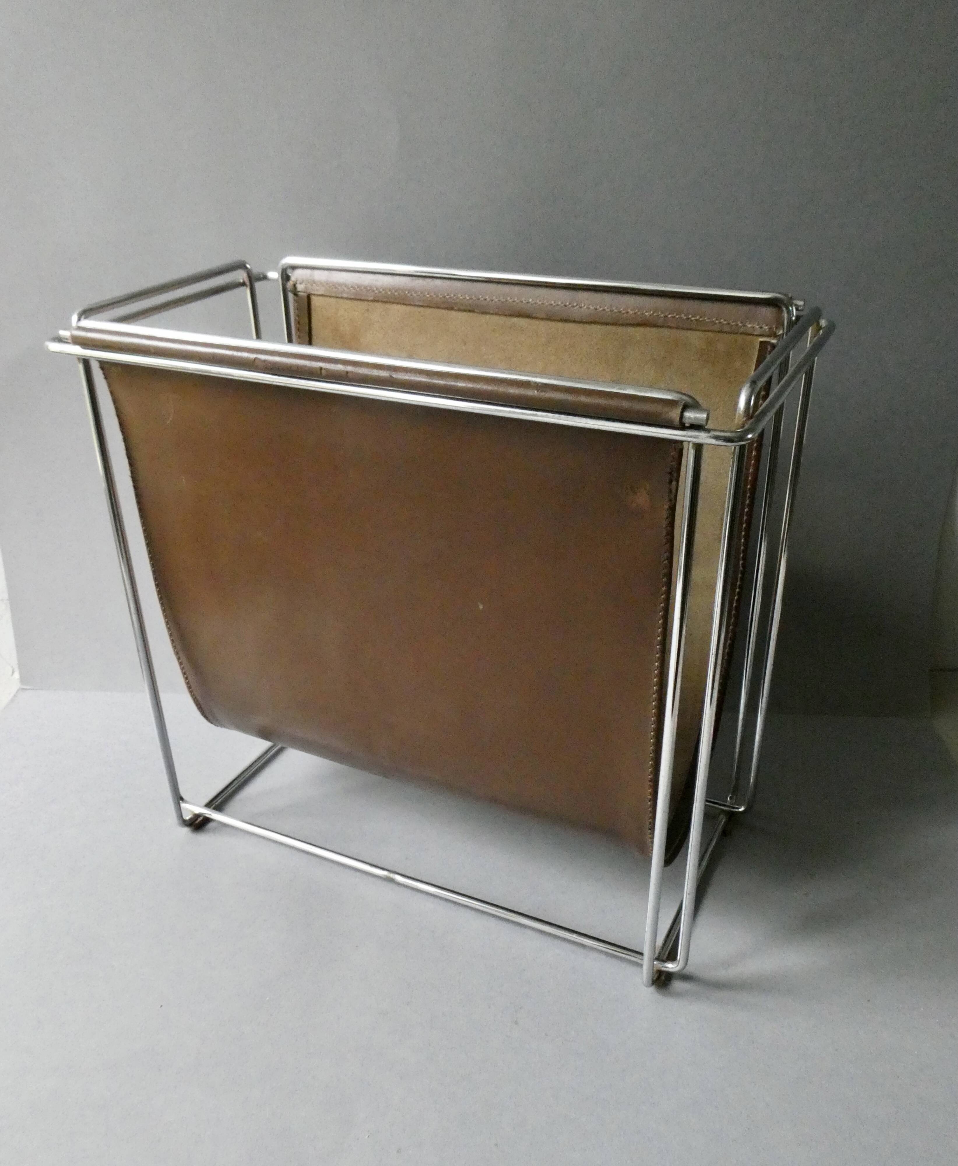 Gérard Rignault Group S.A. magazine rack from the 70s, metal and leather