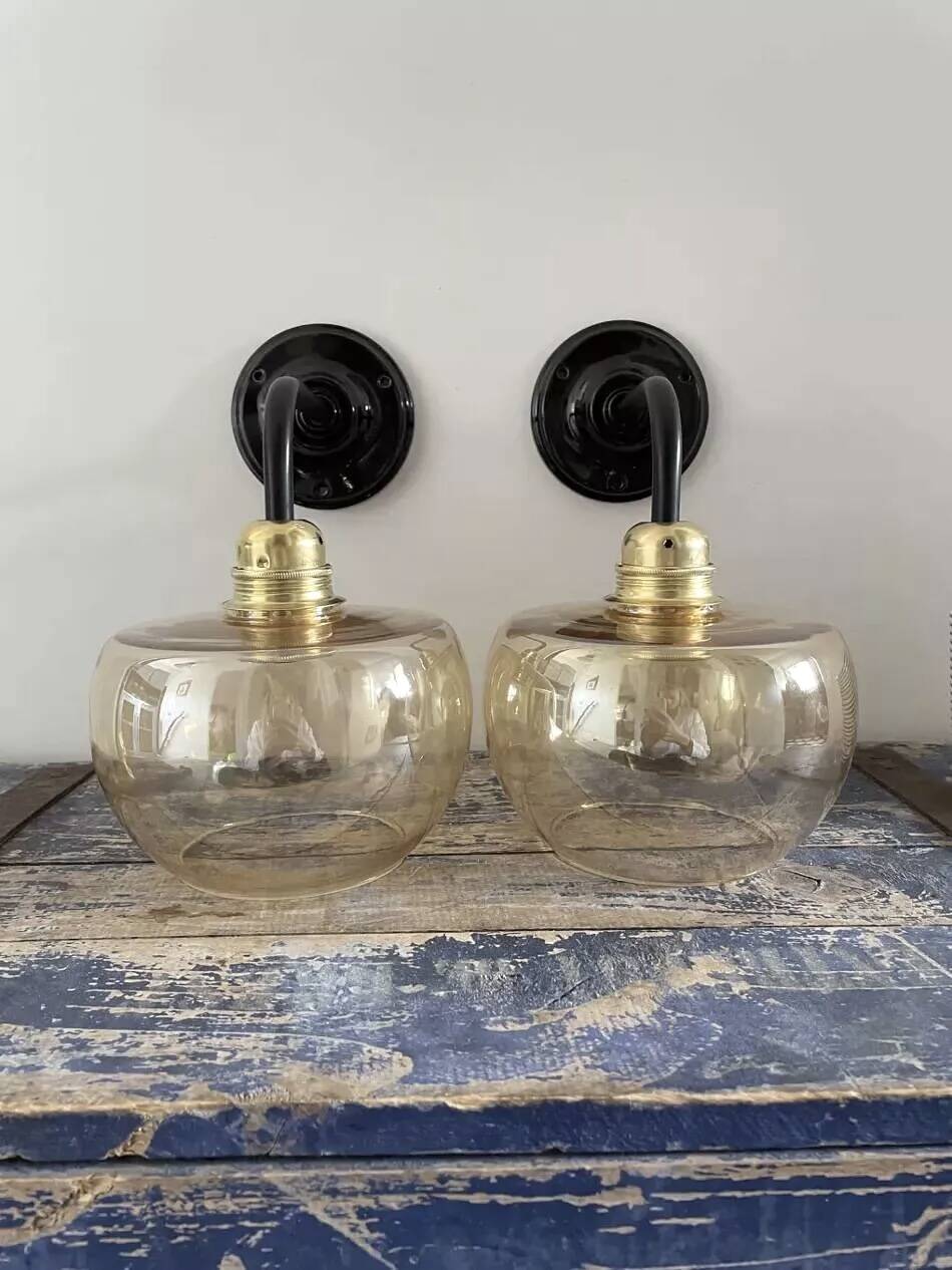Paire d’appliques murales vintage en verre doré