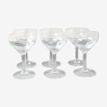 Lot 6 art décor champagne glasses, 1920s. chiseled ears of wheat/transverse lines motifs