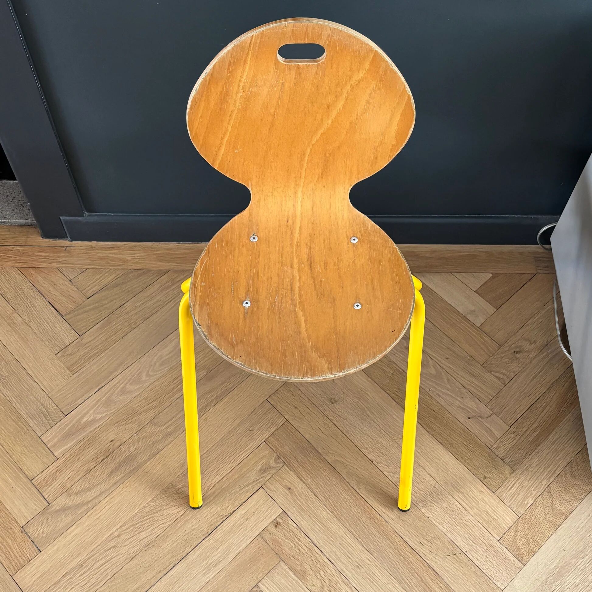 Chaise d’école enfant en lamellé-collé cintré