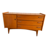 Small Scandinavian row