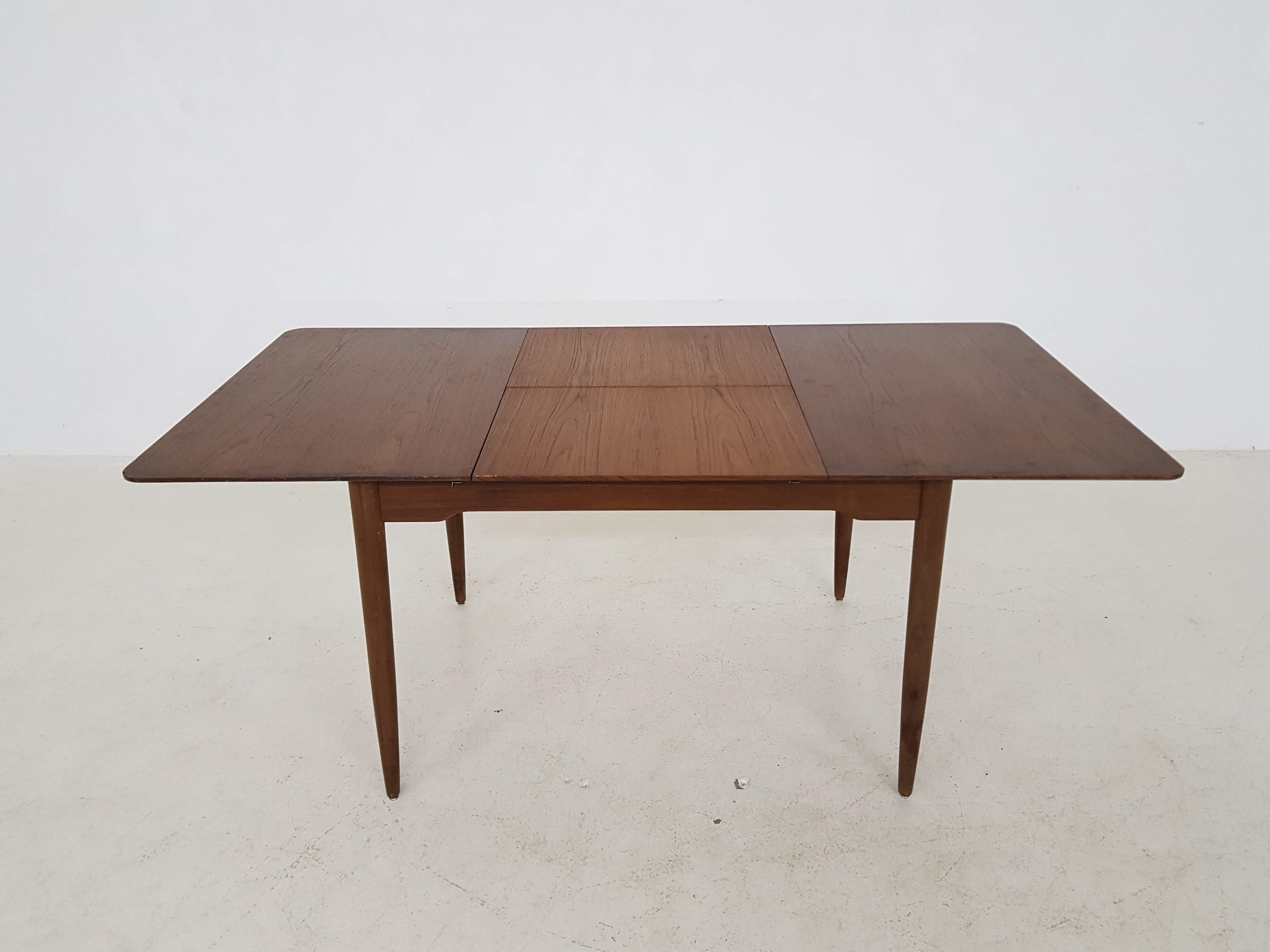 Danish design teak extendable dining table 1960’s