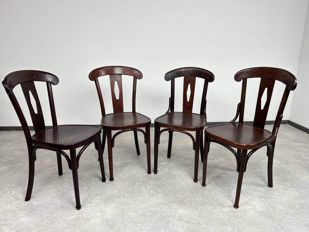 Ensemble de 4 chaises de salle à manger Thonet no.164