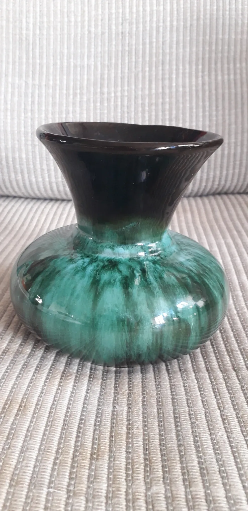 Vintage vase signed BMP Canada