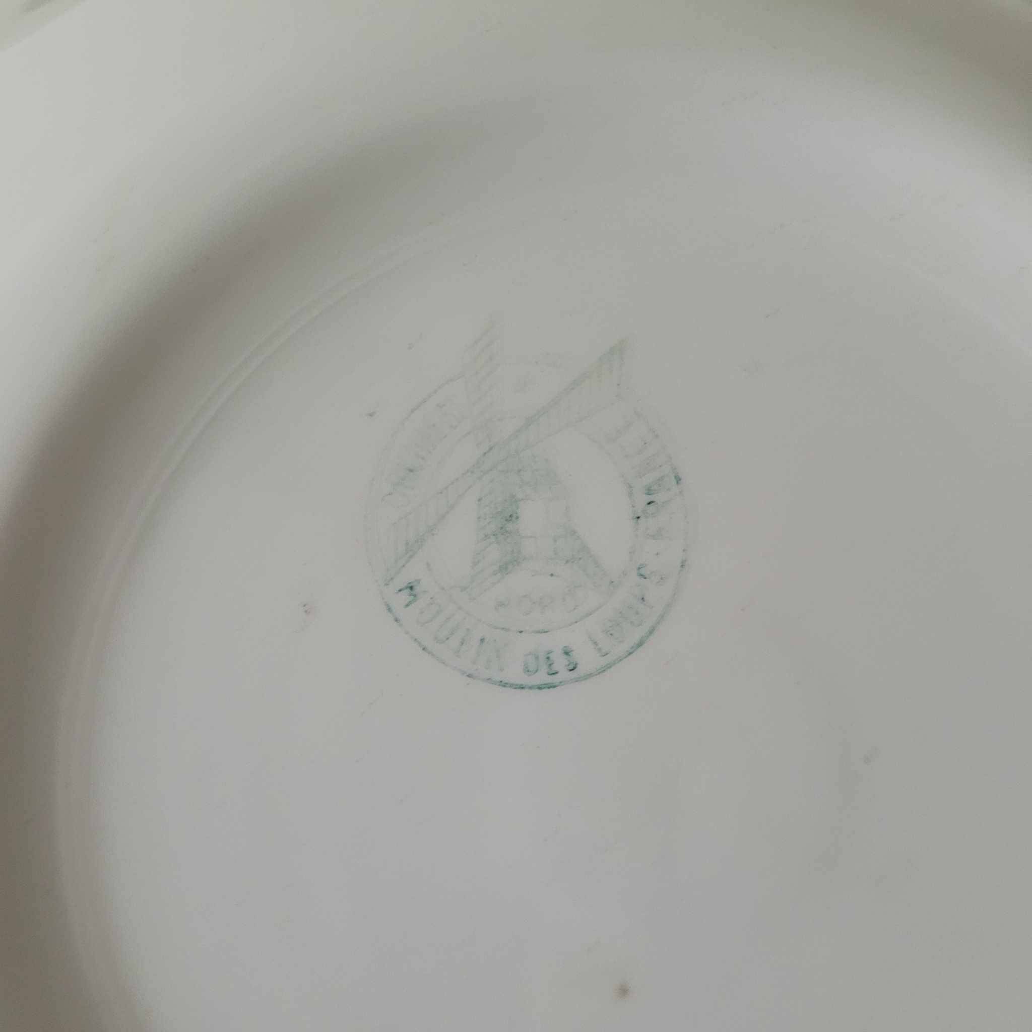 Set of 9 vintage 70s deep plates