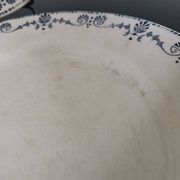 Old "Etruscan" flat plates in opaque porcelain from Gien Terre de Fer