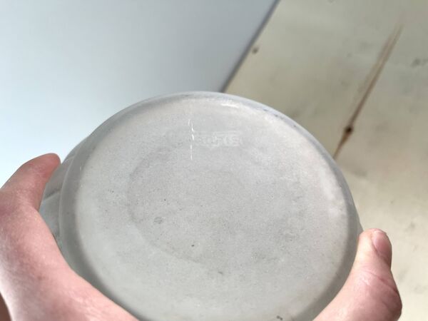 Vase ancien art déco en verre pressé moulé signé Verçais Schneider