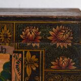Antique oriental trunk in dark tones (c.1900) #4
