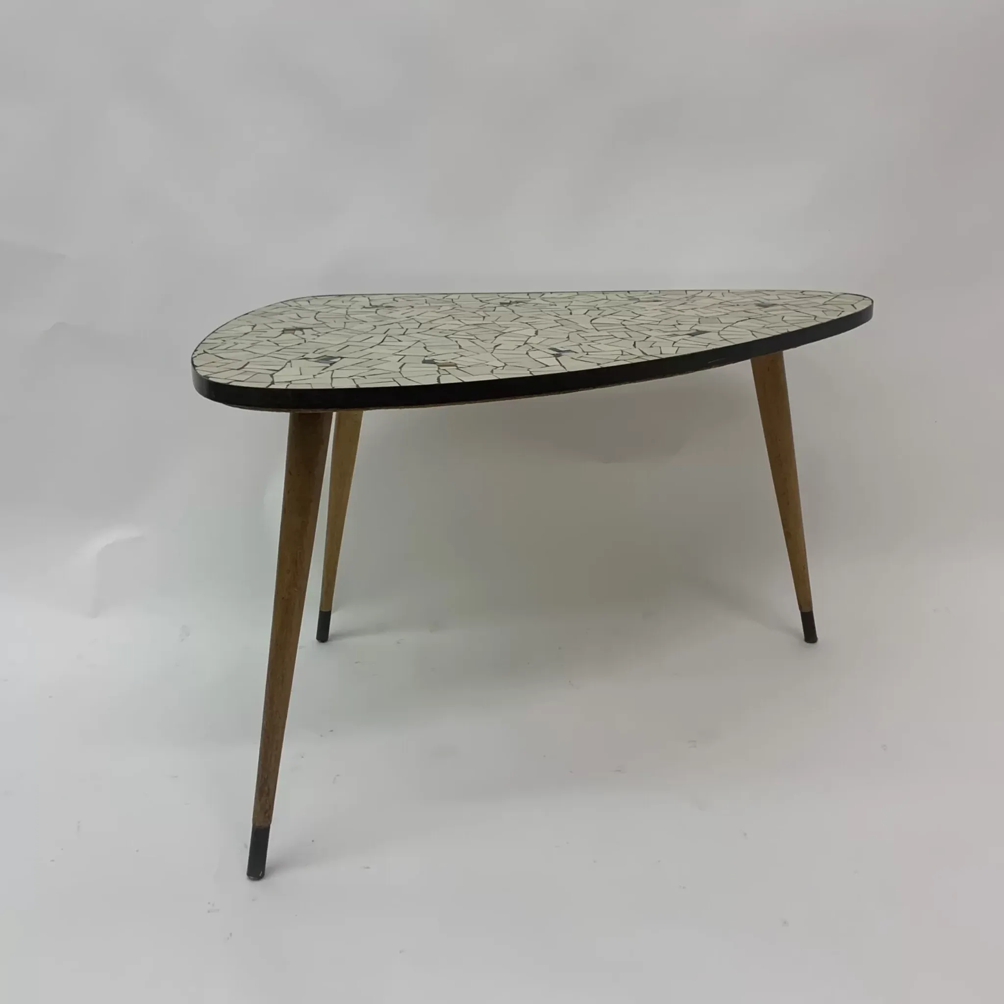 Table d'appoint en mosaïque de style mid-century, années 1960