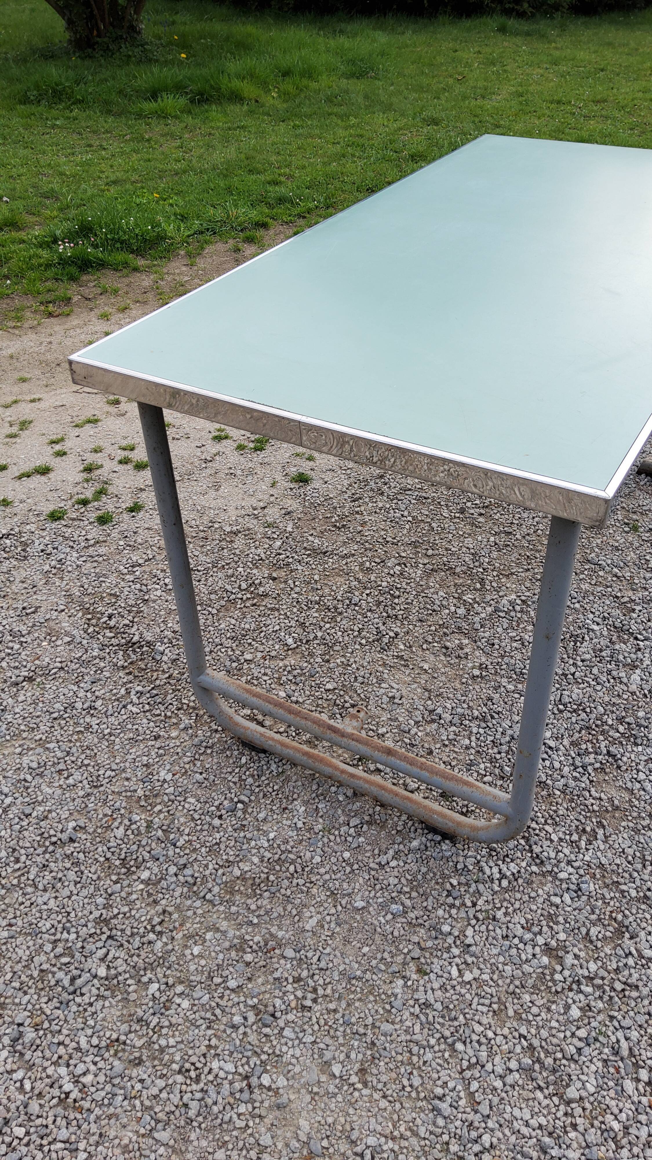 Metal office of the 50s of the Post Office