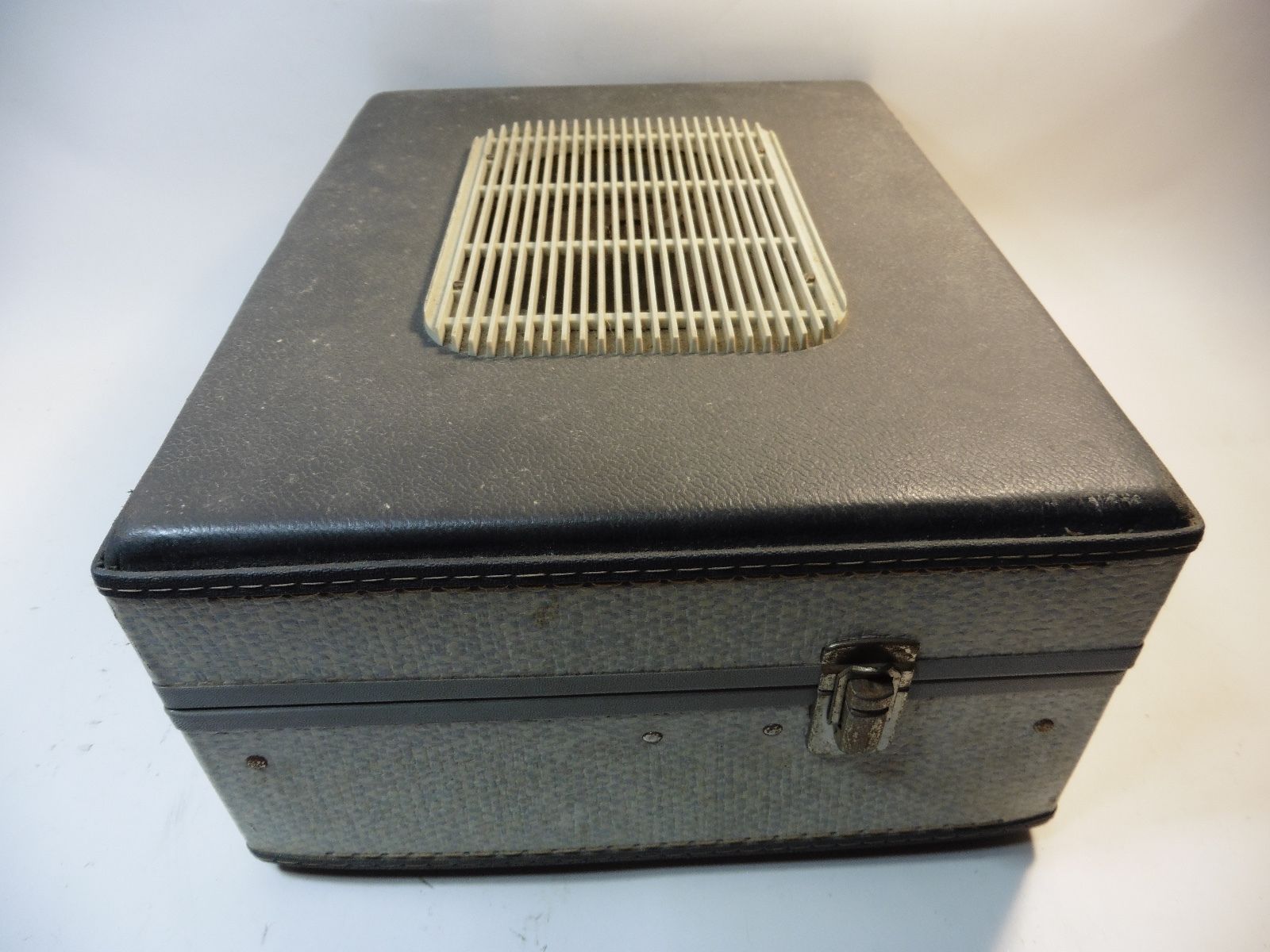 Record player old tube amp