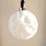 Lampe à suspension vintage, vermoedelijk Peill & Putzler, verre opalin avec relief