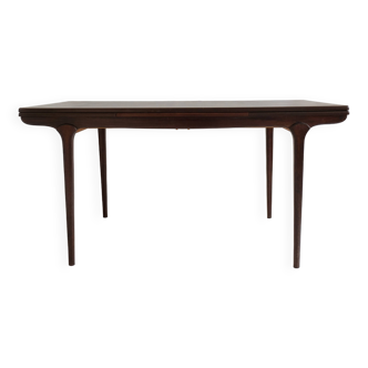 Extendable rosewood table