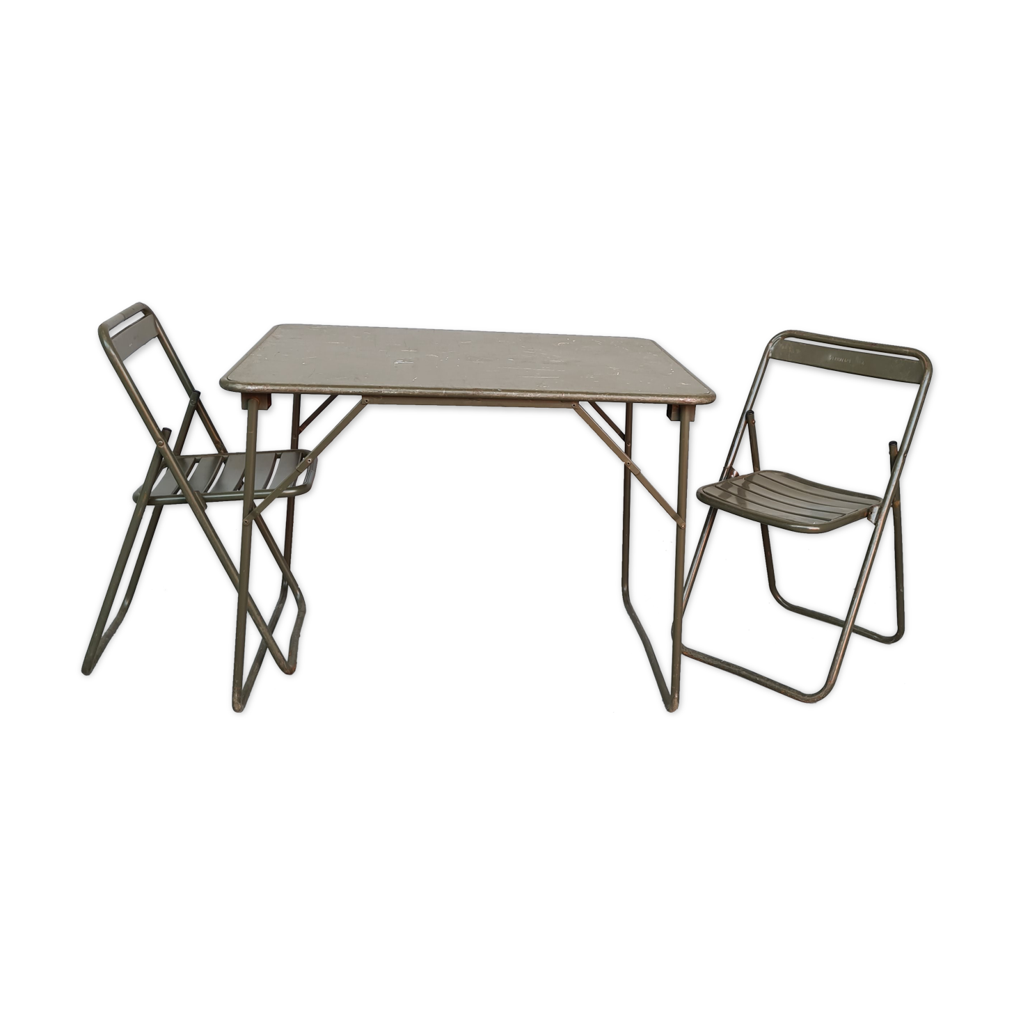 Table and 2 sturdy army khaki folding chairs