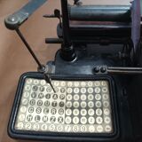Cute typewriter model 2B from 1910/30