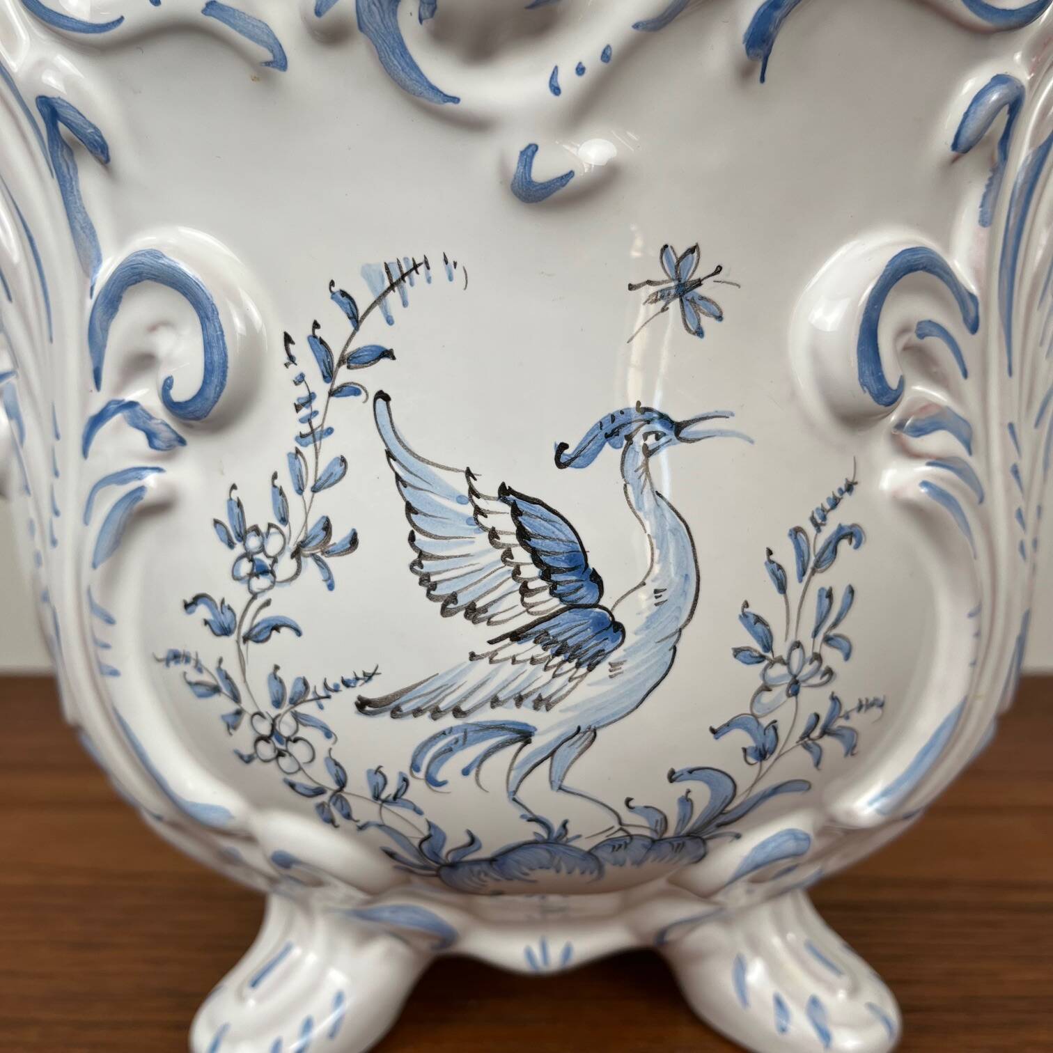 Moustier Dallier blue and white ceramic planter, 1950-1970