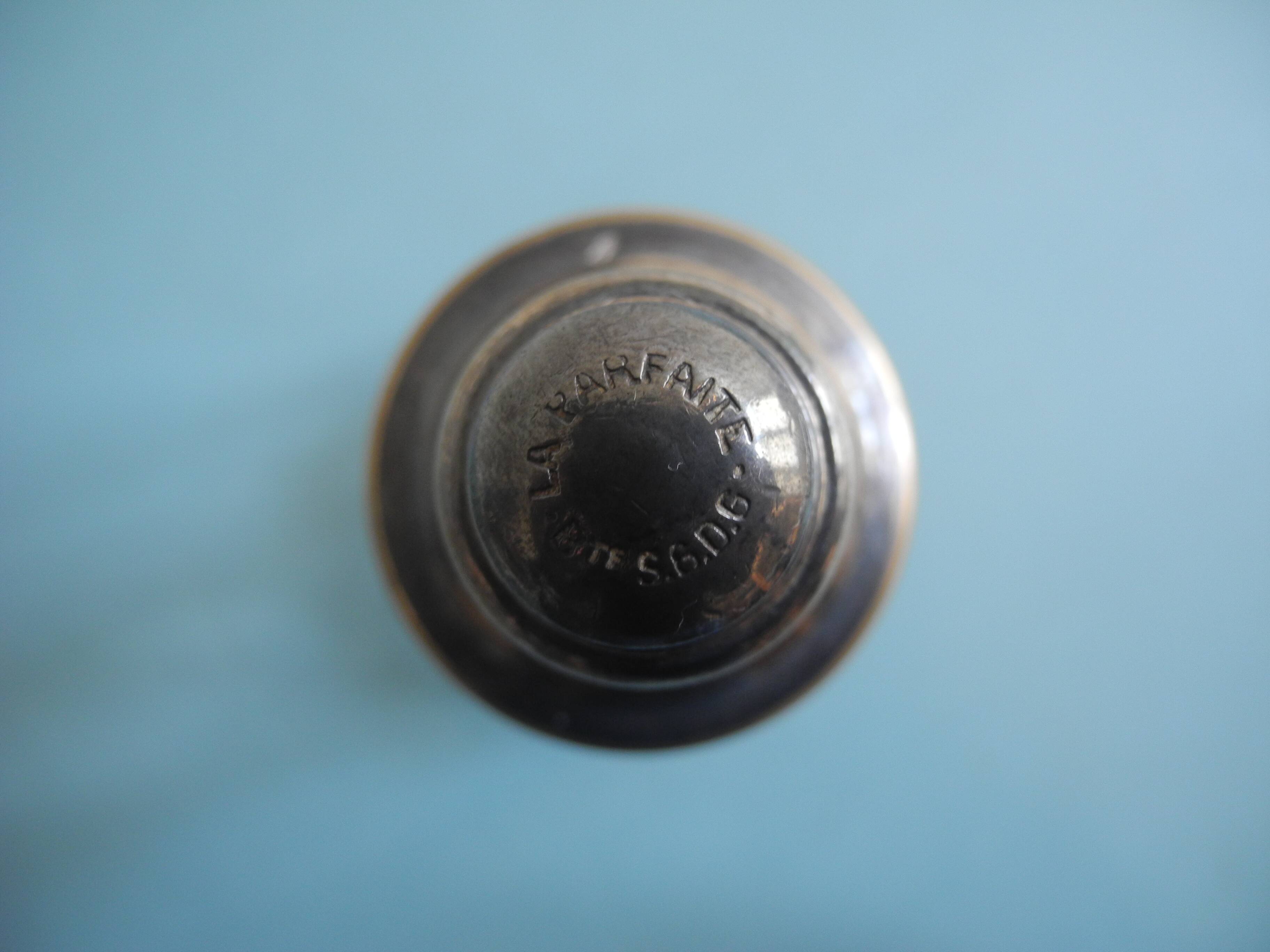 old French sugar shaker La Parfaite SGDG