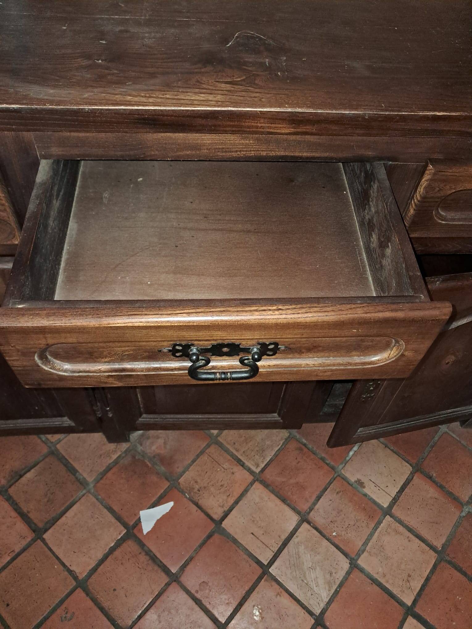 Buffet rustique pour gites et maisons de campagne