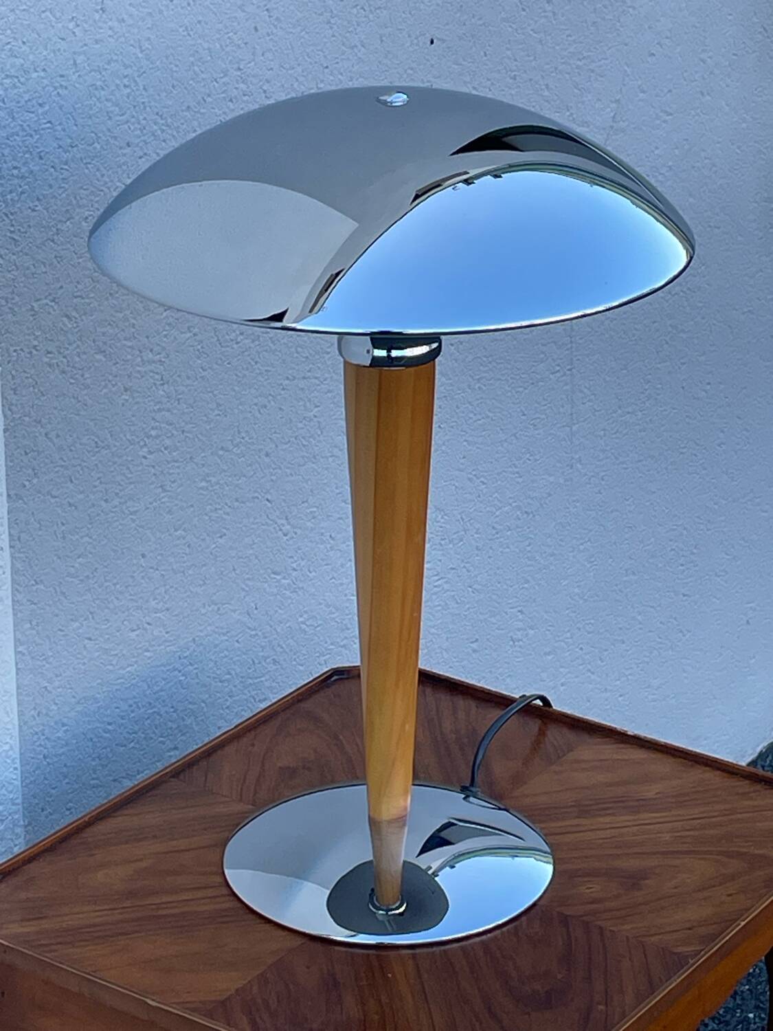 Vintage 90s ocean liner lamp