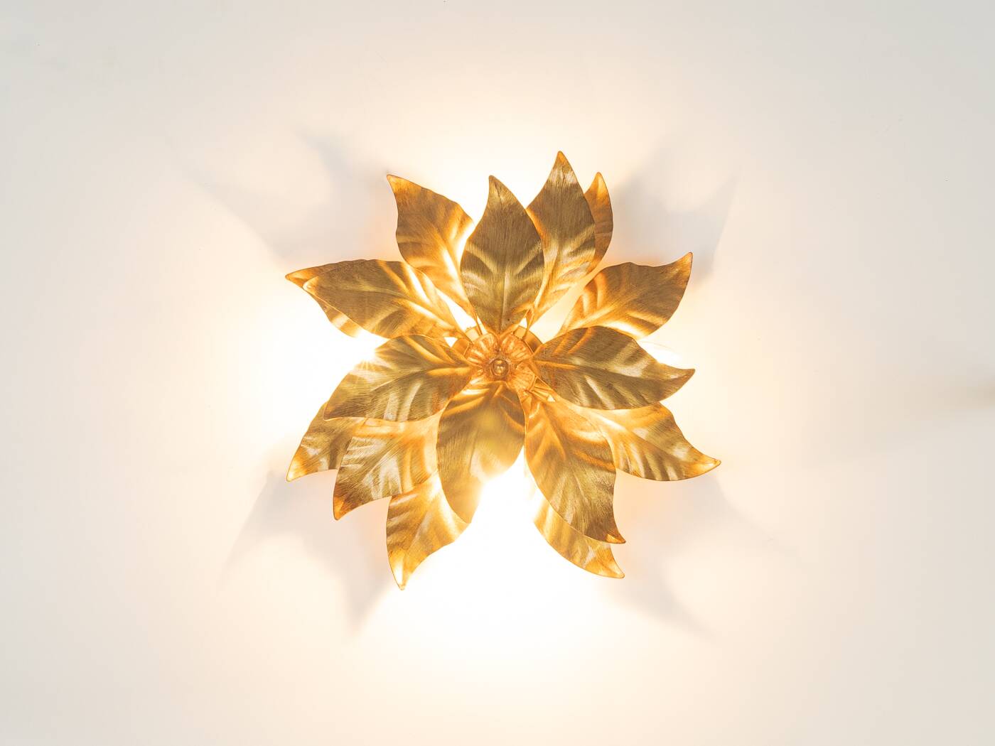 Plafonnier des années 1970, Hans Kögl