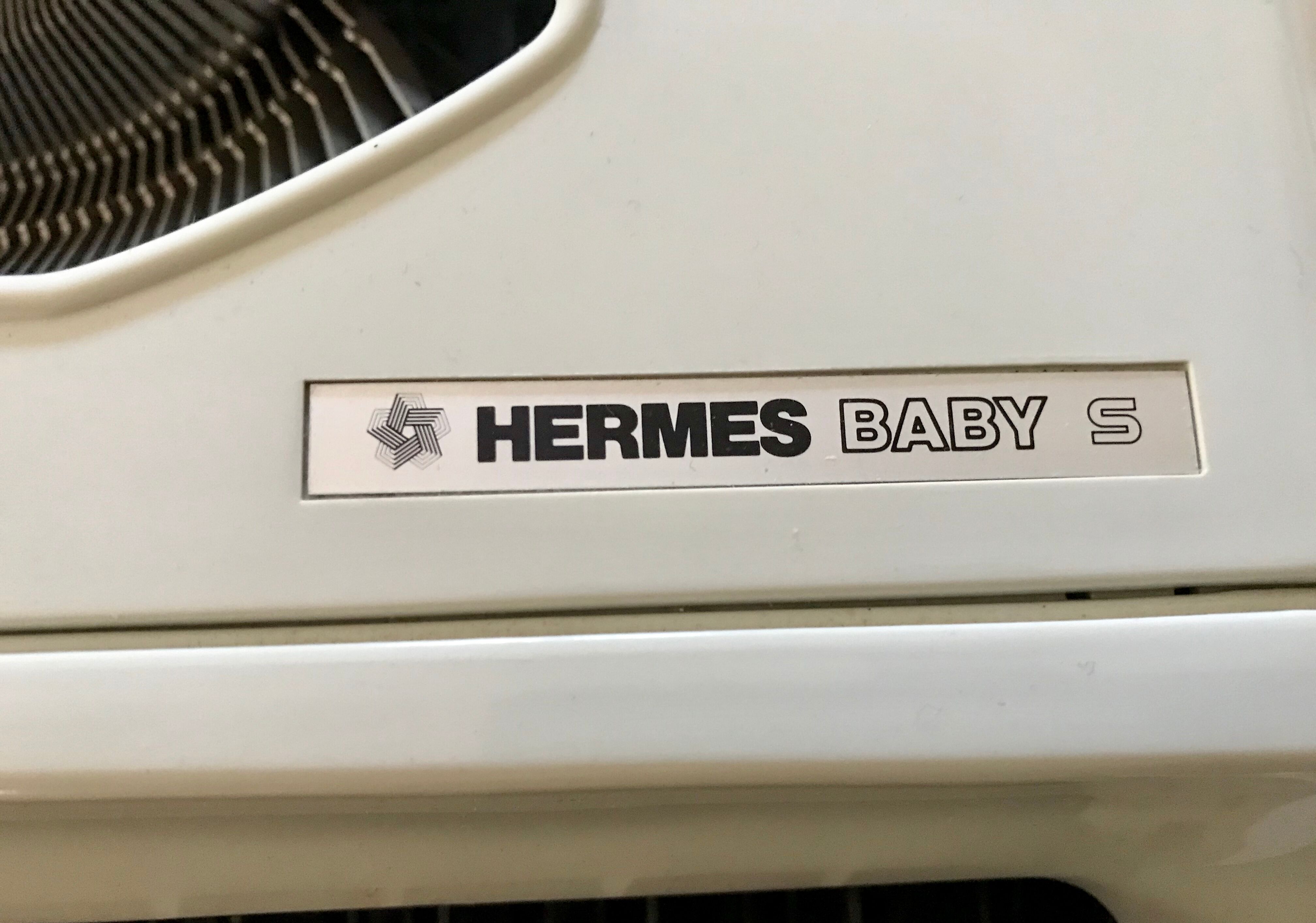 Hermes baby S typewriter 1970