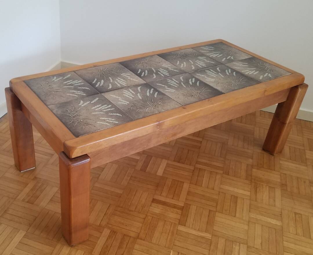 Table basse en céramique