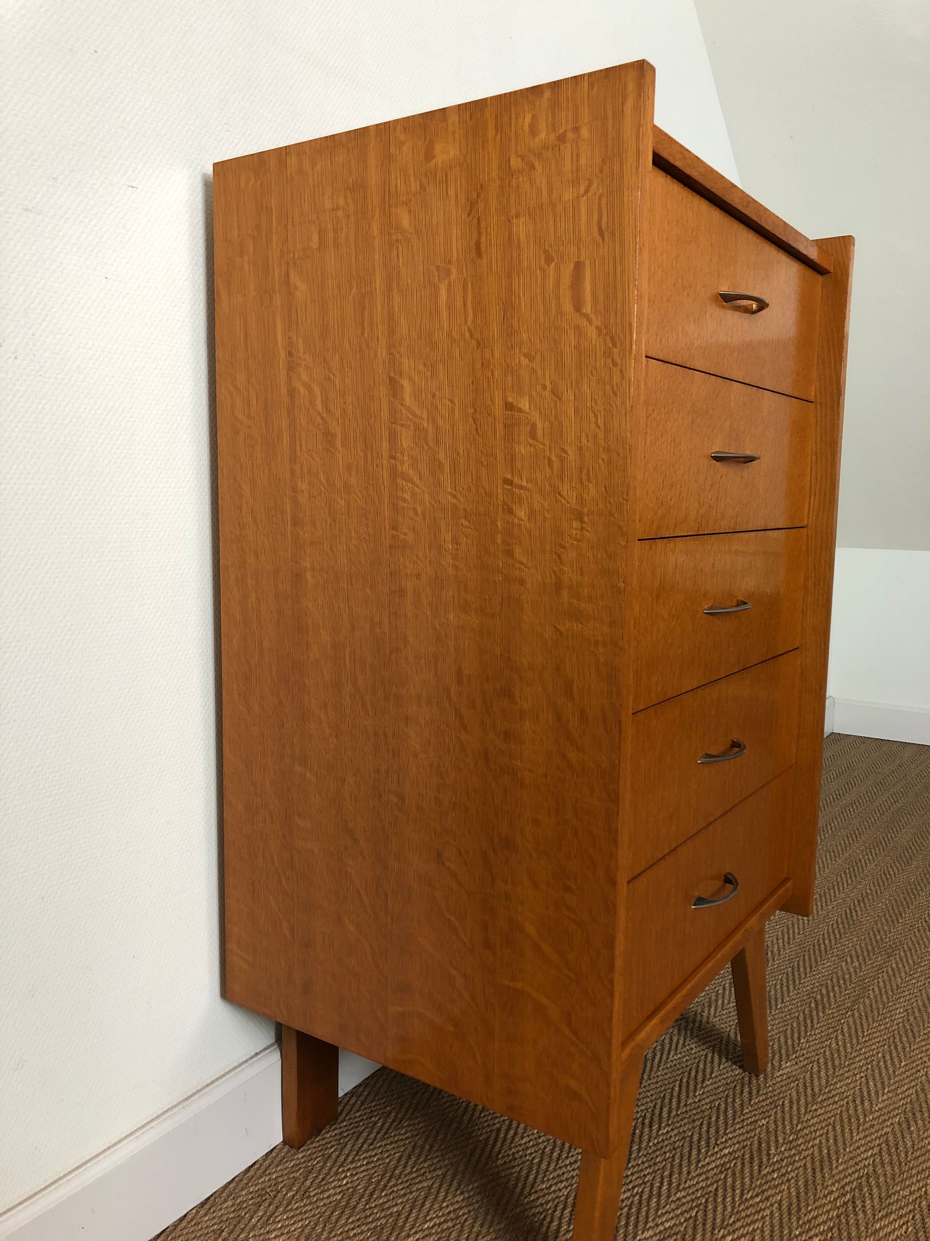 Commode vintage
