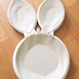 Rabbit mirror in rotin 29x46cm