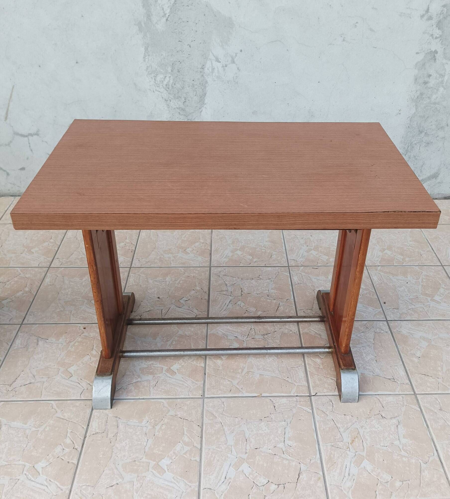 Paire de tables bistrot