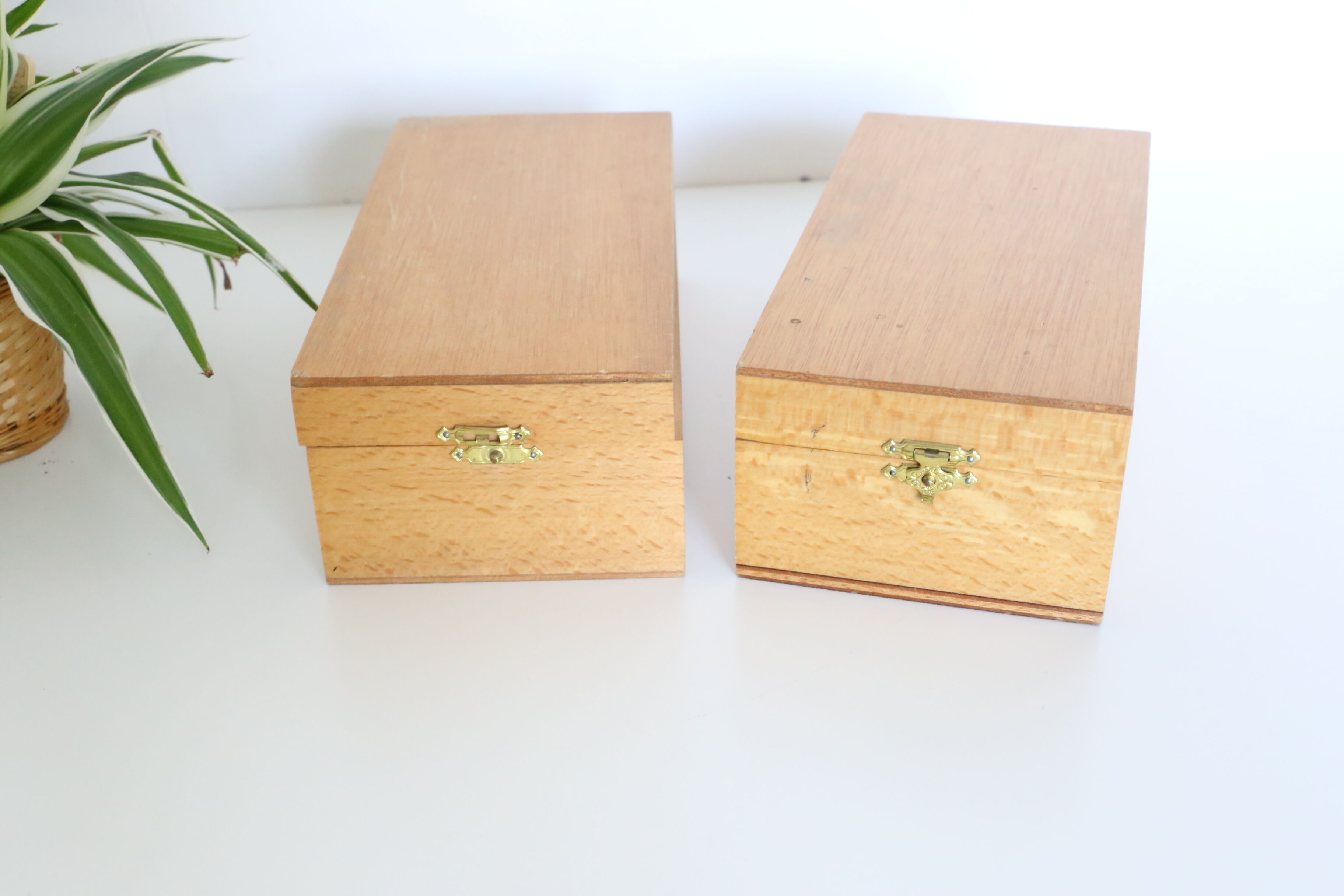 Stamp boxes, stamps, school, theme the4 seasons