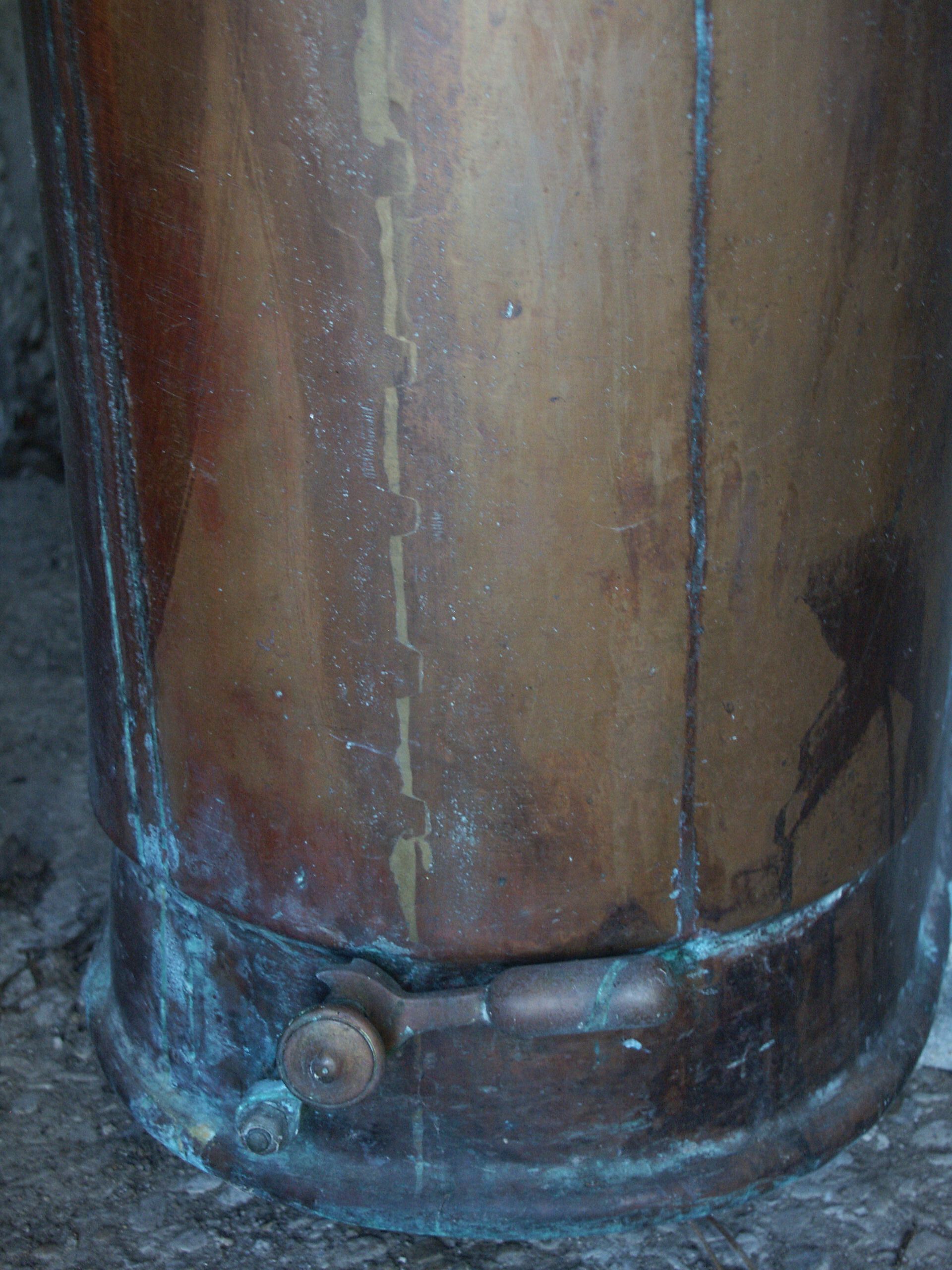 Copper bathtub from the 18th/19th century.