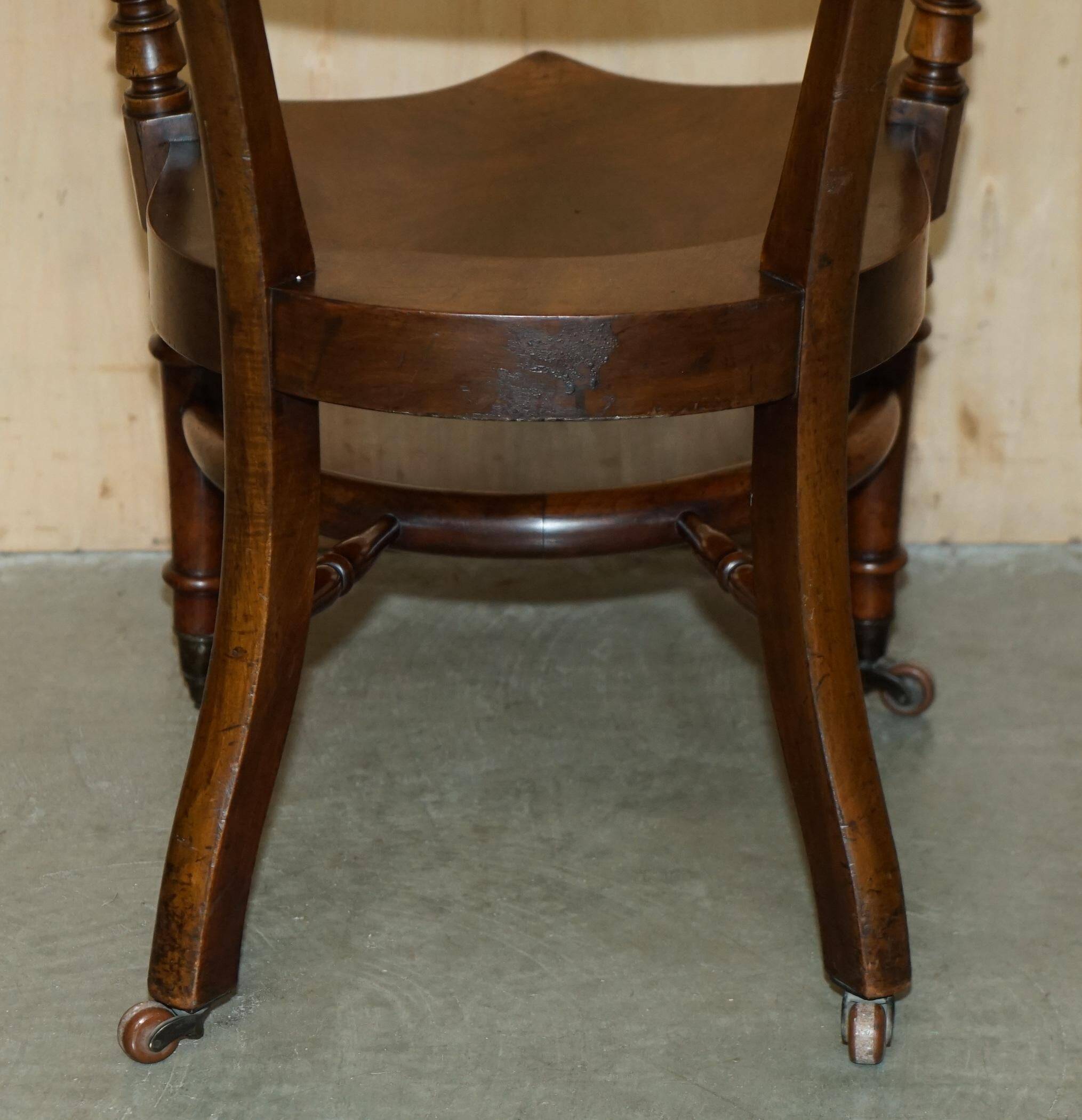 Victorian captain's chair in mahogany and leather