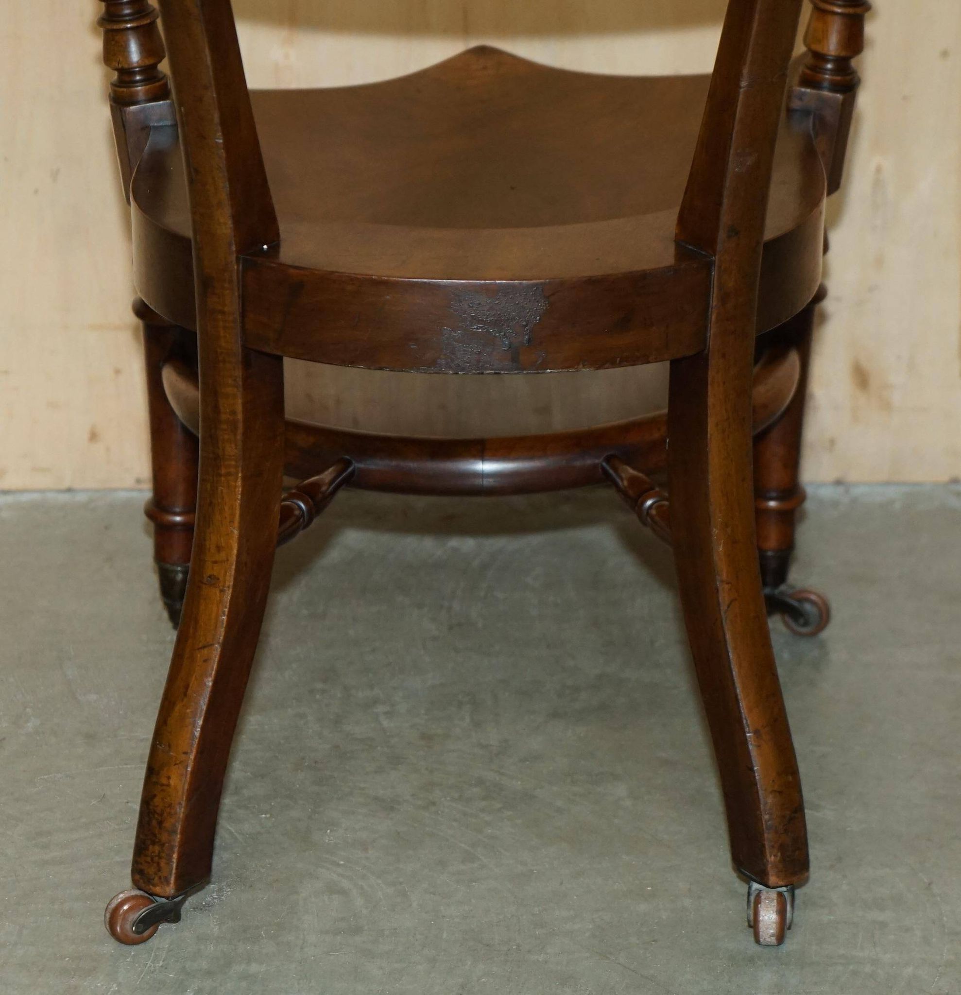 Chaise de capitaine victorienne en acajou et cuir