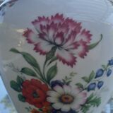 Lided vase