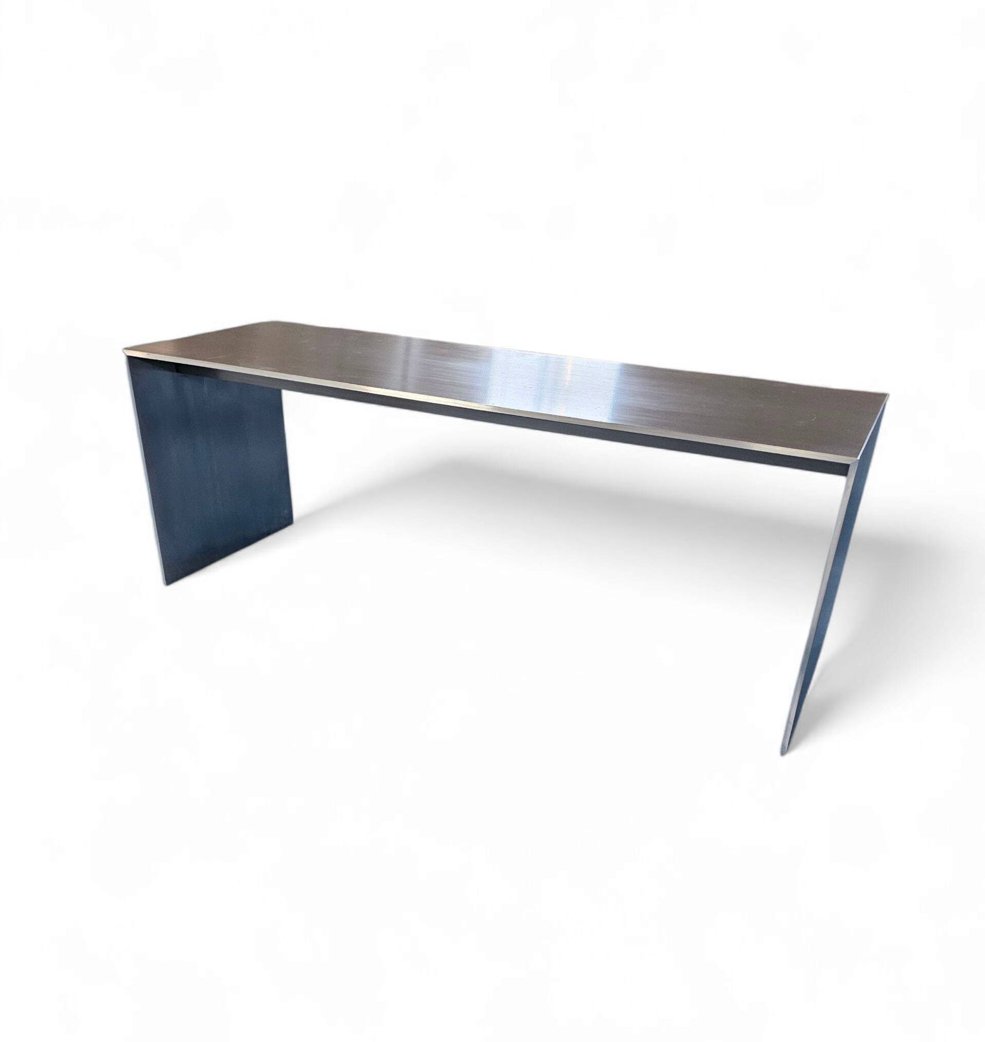 Minimalism / Coffee table / Model 261 Note / Piero Lissoni / Cassina / 2001