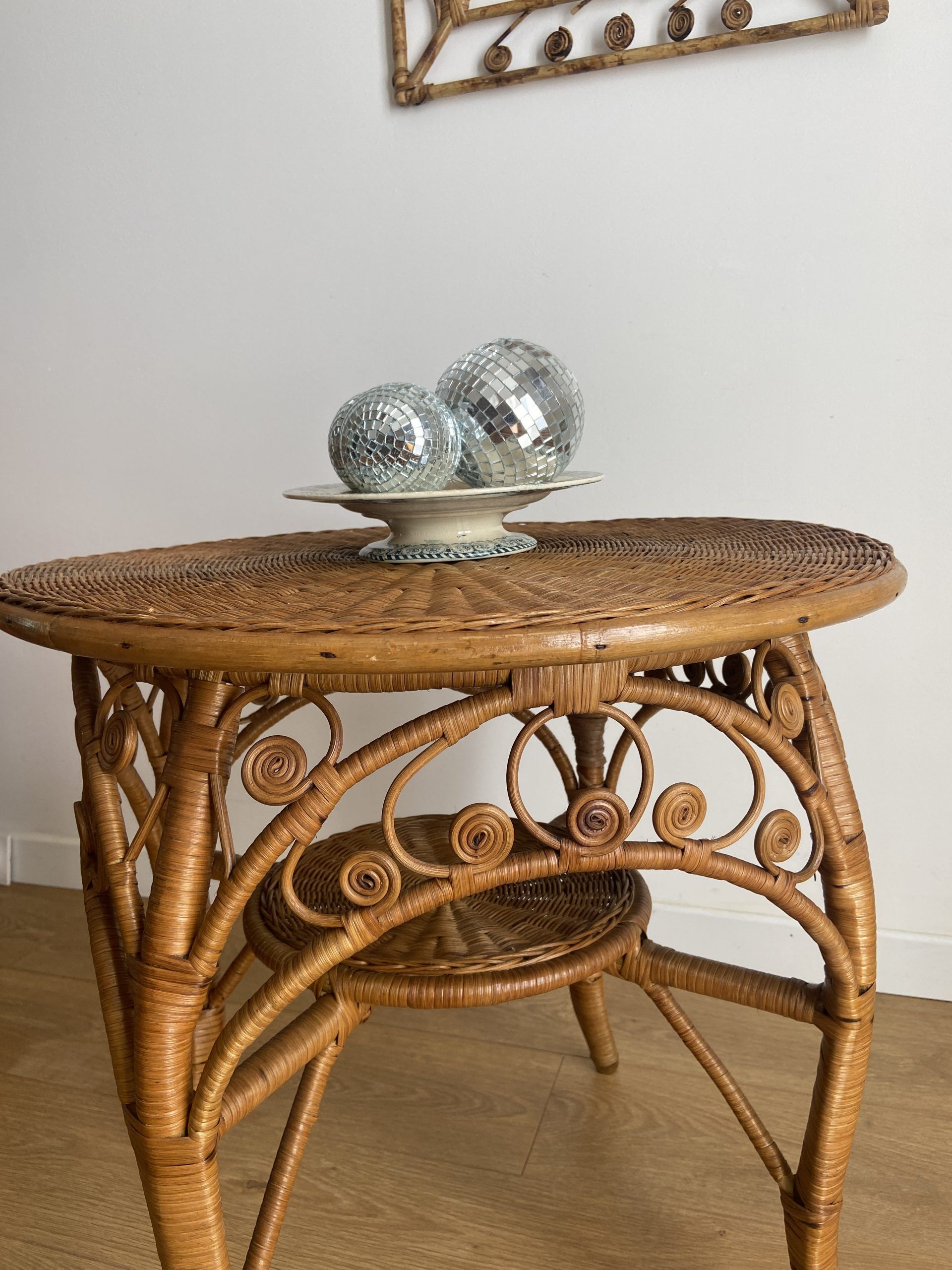 VINTAGE RATTAN SIDE TABLE PEACOCK PATTERN