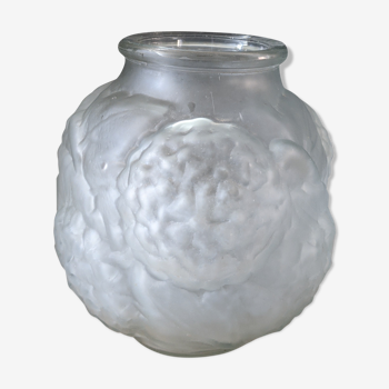 Vase boule en verre moulé pressé art deco