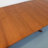 Table à manger ovale extensible en orme par Baumann, années 60-70
