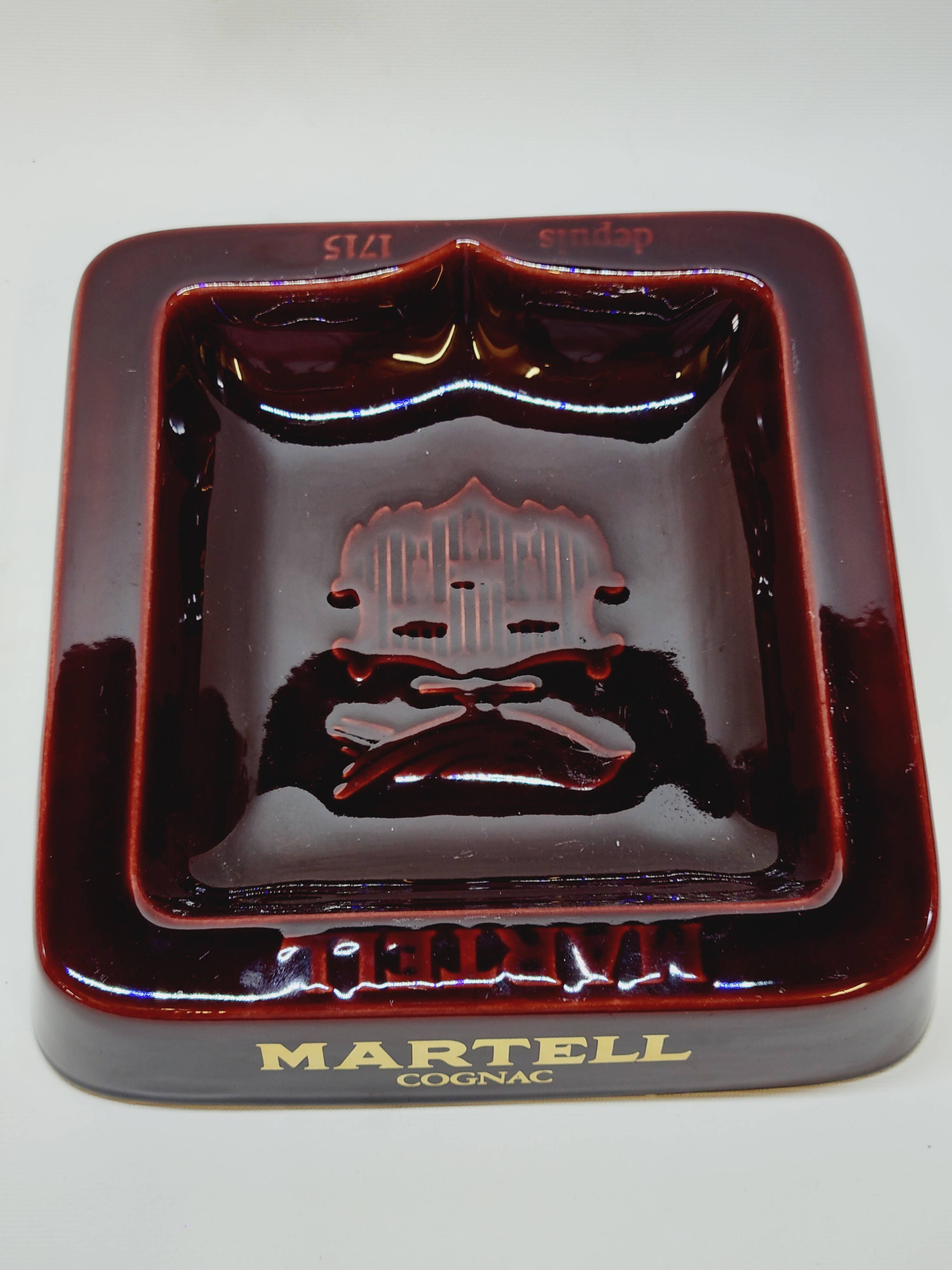 Imposing ceramic advertising ashtray Martell Cognac