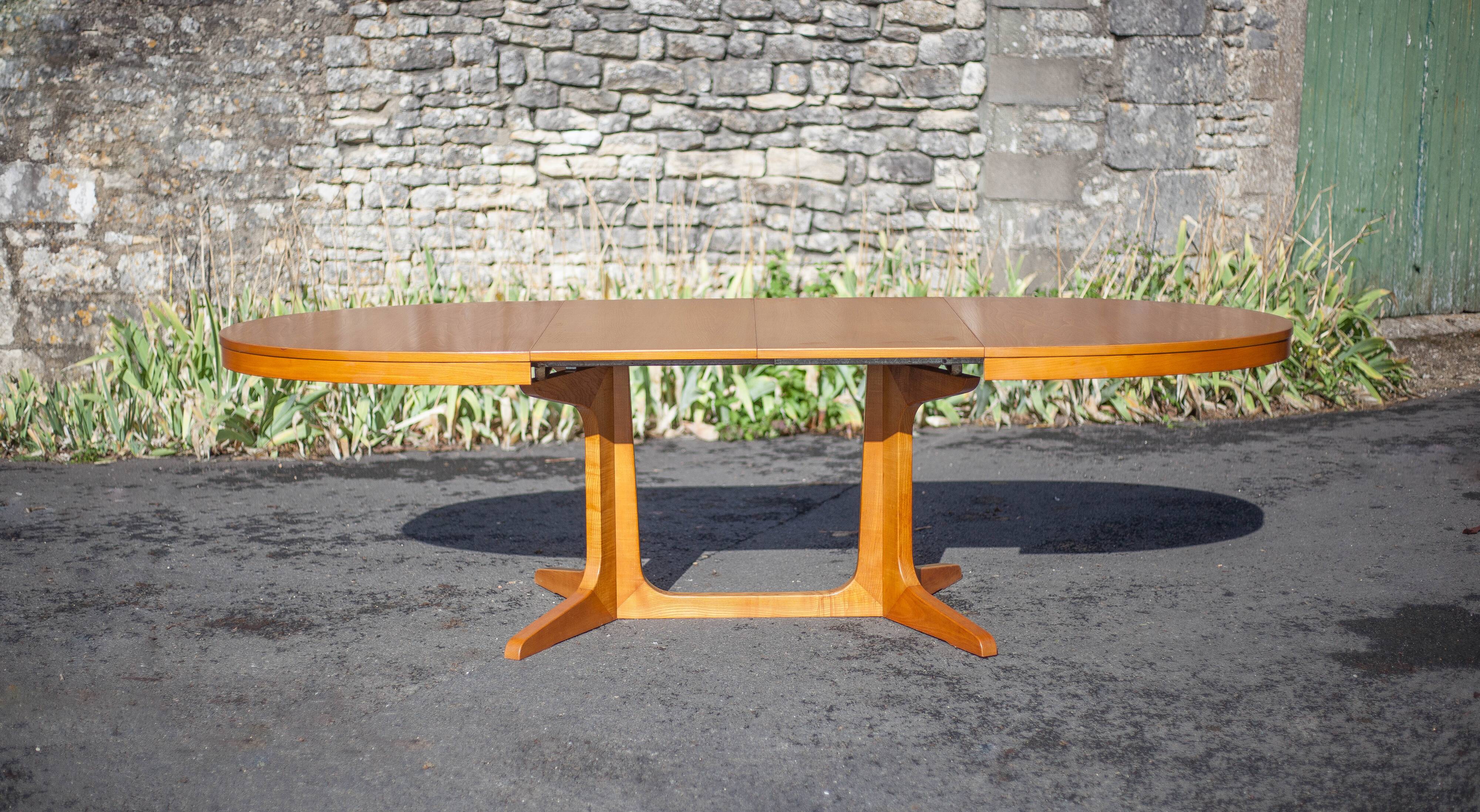 Baumann extendable table, oval table, dining table, wooden table, vintage table, 60's