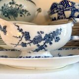 Ironware sauce boat, "Carmen" service