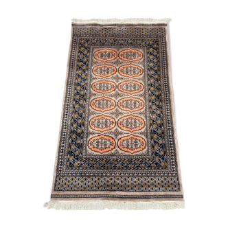 Oriental rug pure wool woven hands  165 cm X 96 cm