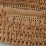 Wicker laundry basket with handles