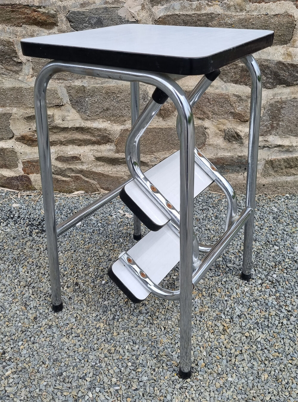 Walking stool feet formica white, 70s