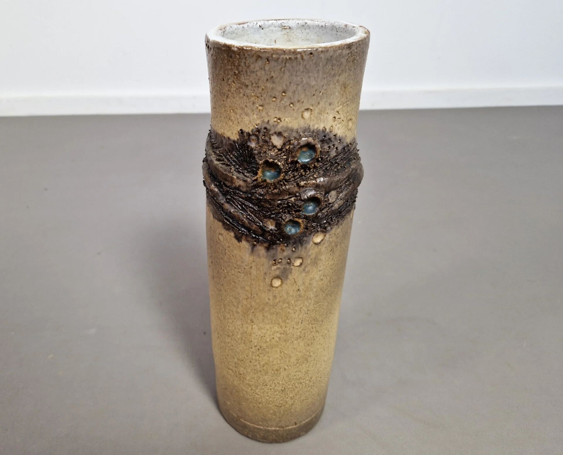 Large Elisabeth Vandeweghe vase for Perignem