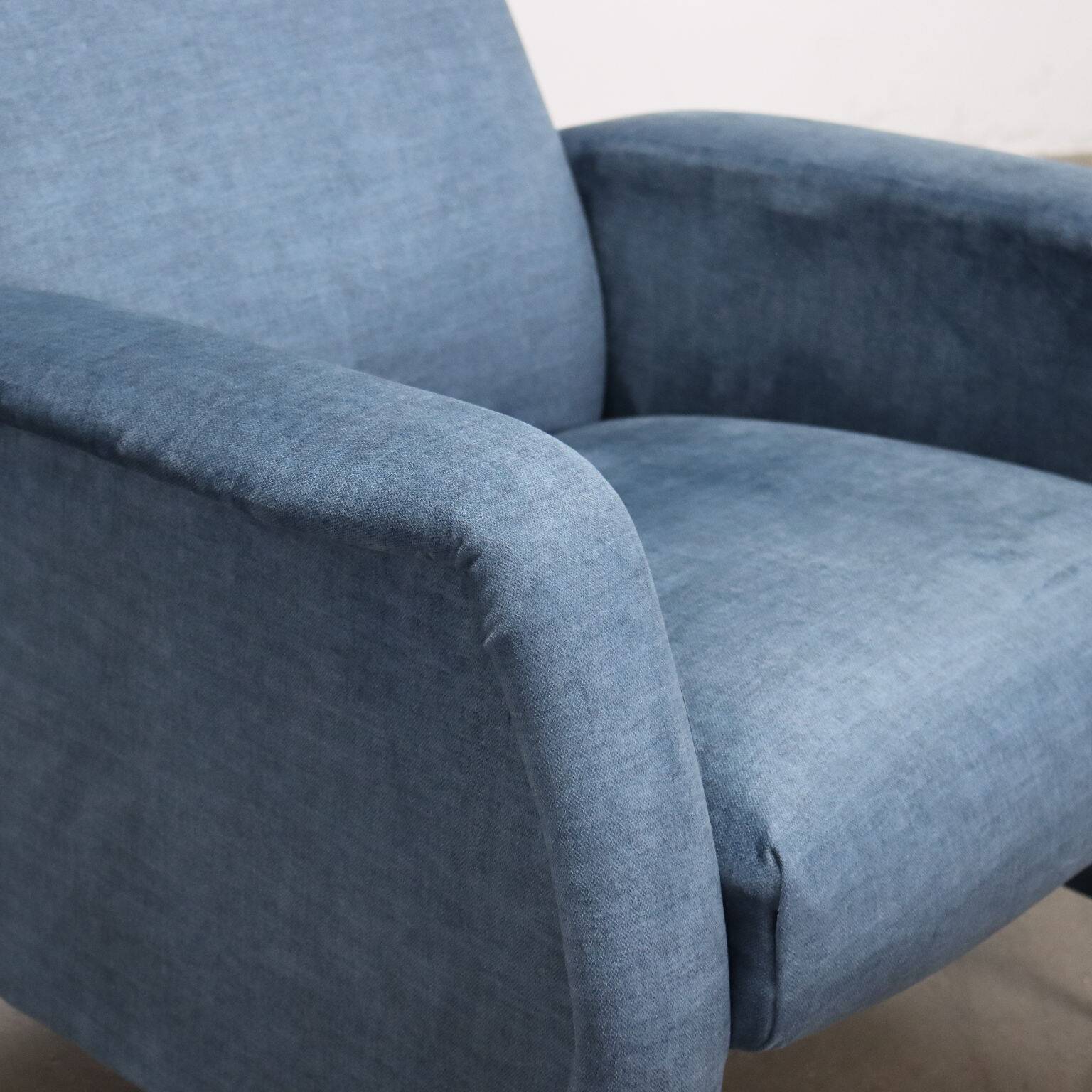 Reclining armchair from the 1960s