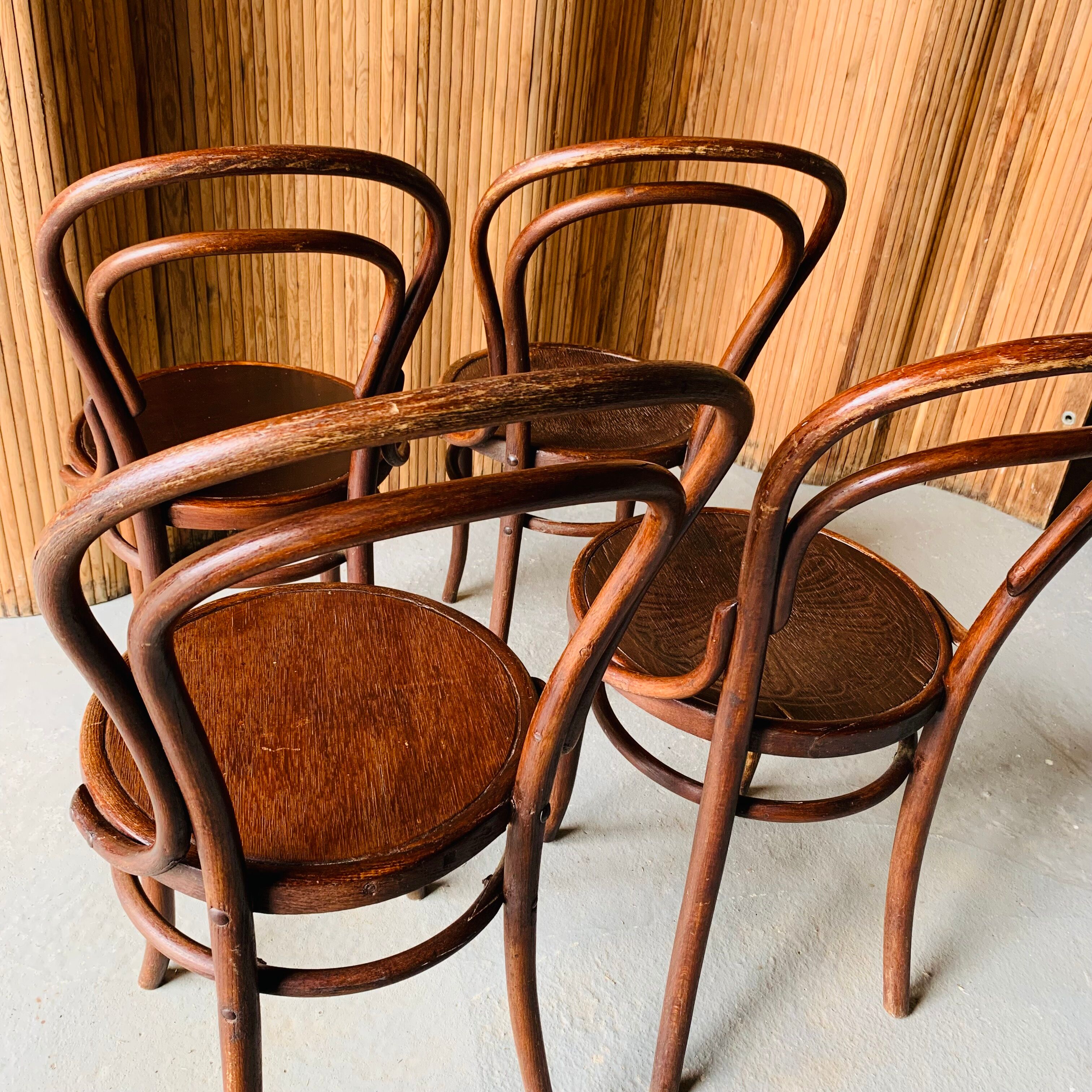 Set of 4 Thonet chairs